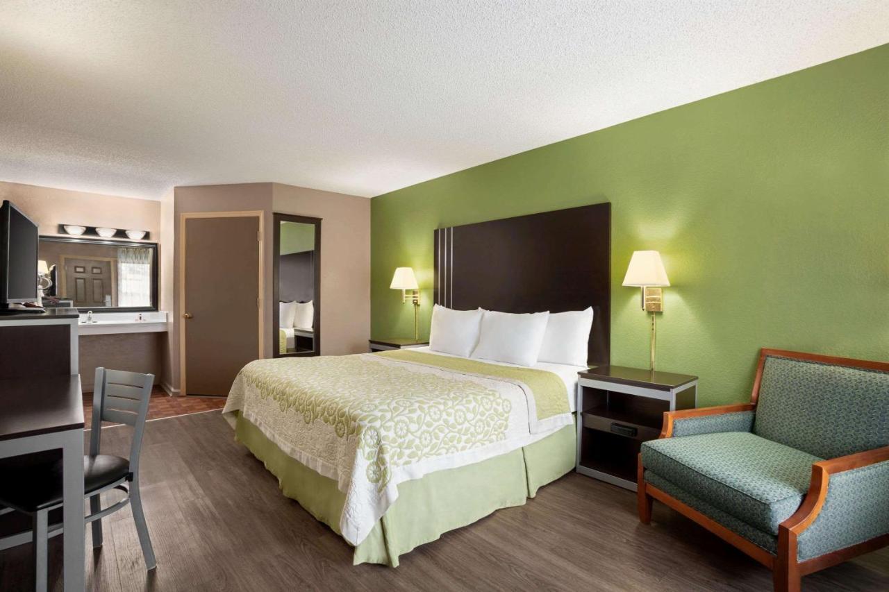 Days Inn By Wyndham Hardeeville/ I-95 State Line Exterior foto